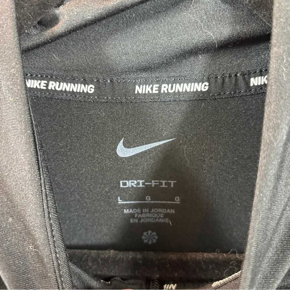 Nike Running Element Men's Dri-FIT 1/2-Zip‎ Top Size Large